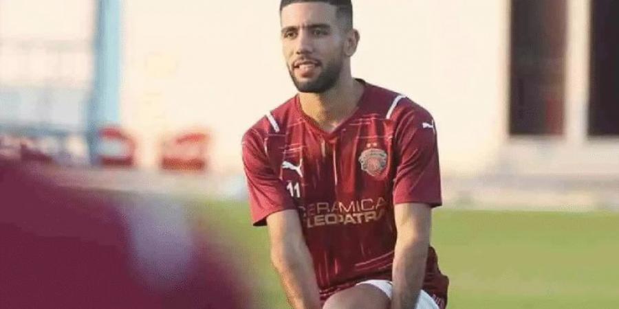 رسميًا: لوجانو السويسري يضم الجزائري أحمد قندوسي لمدة 3 مواسم!