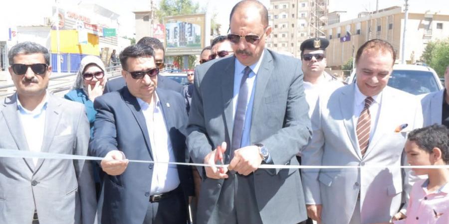 محافظ سوهاج يفتتح سوق اليوم الواحد بمدينة طهطا