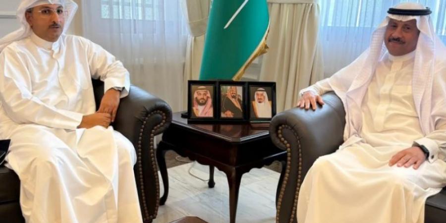 السفير السديري يلتقي وكيل وزارة المواصلات والاتصالات البحريني