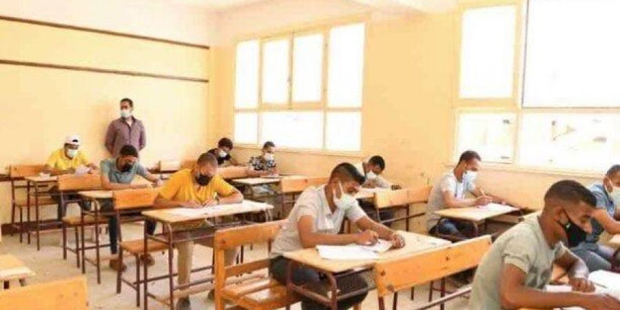 وزارة التعليم تحقق في تداول أسئلة التاريخ للثانوية على جروبات الغش