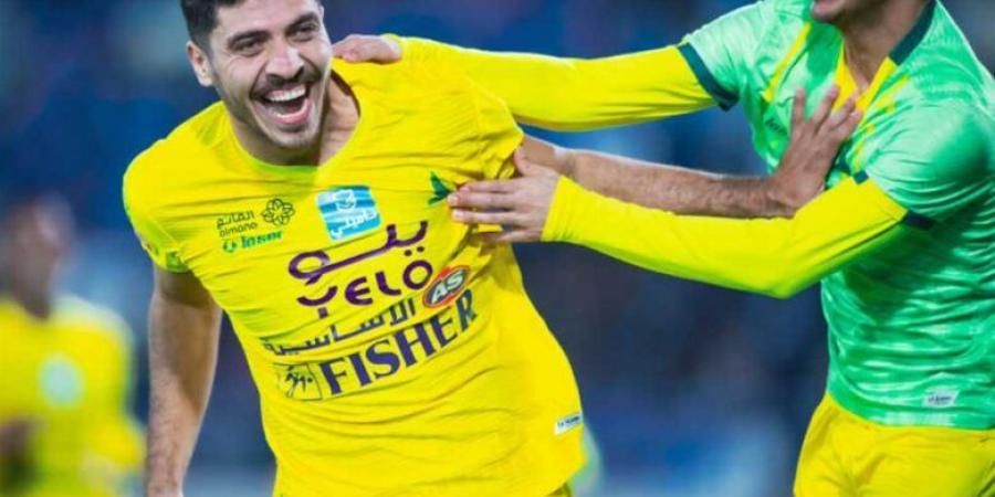 محمد شريف في مفترق طرق: الزمالك أم بيراميدز؟ والأهلي يركز على أسامة فيصل