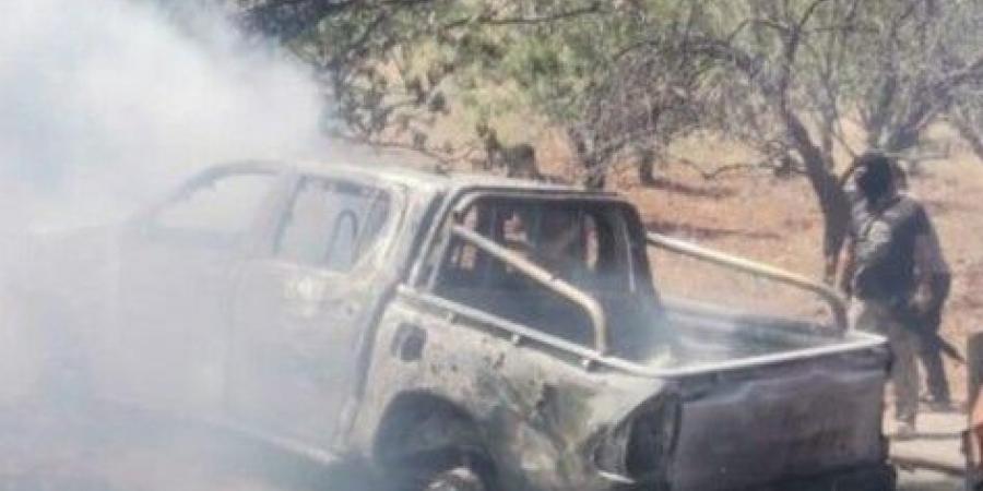 النشرة: انفجار "بيك أب" محمّل بالأسلحة والقذائف تابع للمهربين في جرود الهرمل نتيجة اشتباك مع الجيش لمنع التهريب