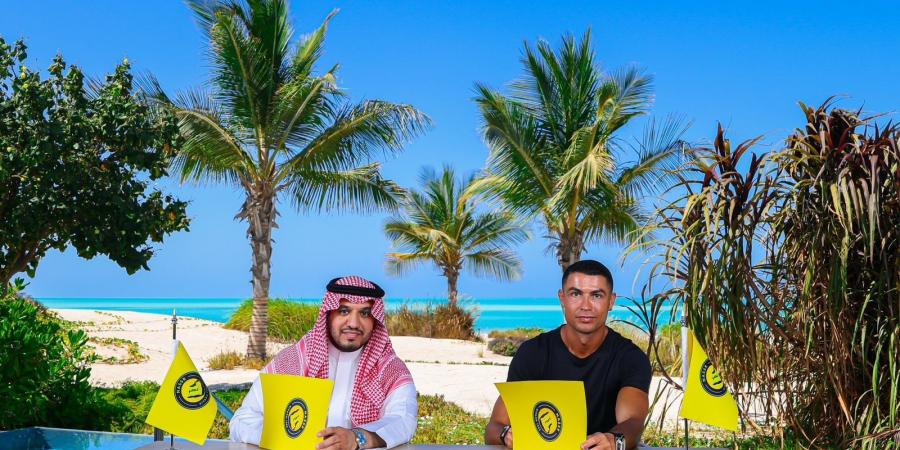 تفاصيل عقد كريستيانو رونالدو الجديد مع النصر السعودي.. راتب خيالي