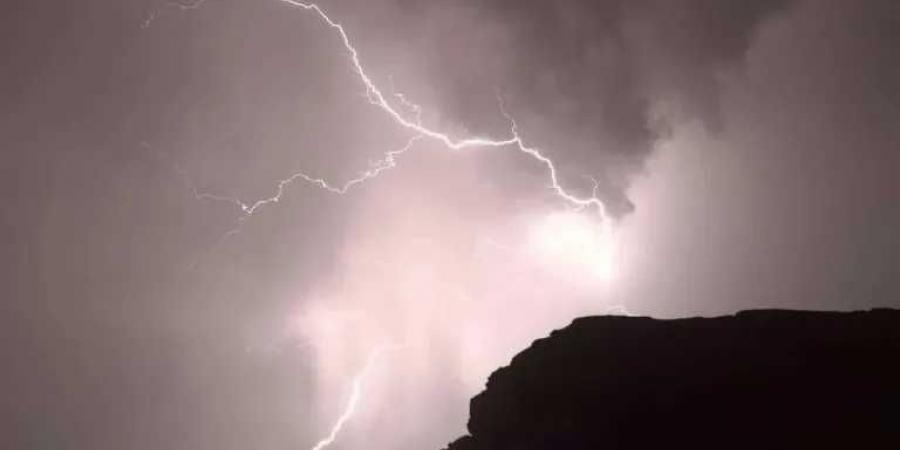 أمطار على 13 محافظة خلال الساعات القادمة.. والأرصاد تصدر تحذيرات مهمة للمواطنين